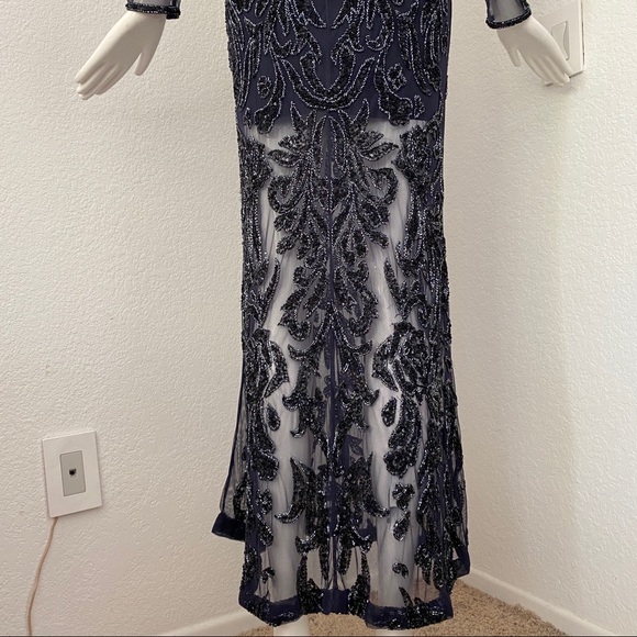 Embroidery beaded Embellished Navy evening dress - Picture 7 of 8